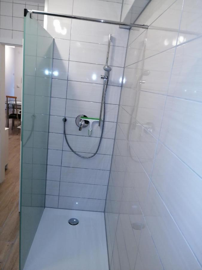 Ebenerdige Ferienwohnung Mit Grosser Terrasse In Der Naehe Des Waldes, Zum Wohlfuehlen Schoneck Exterior foto